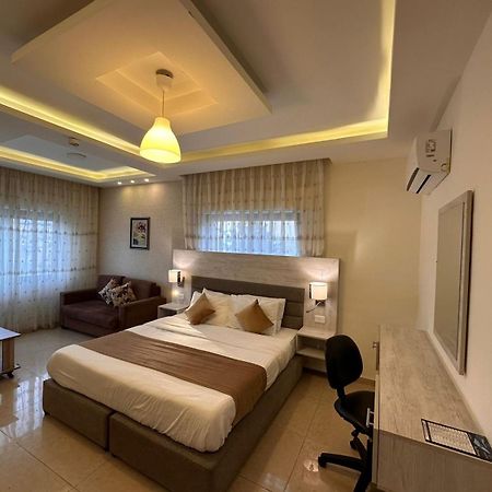 עמאן Alqimah Hotel Apartments מראה חיצוני תמונה