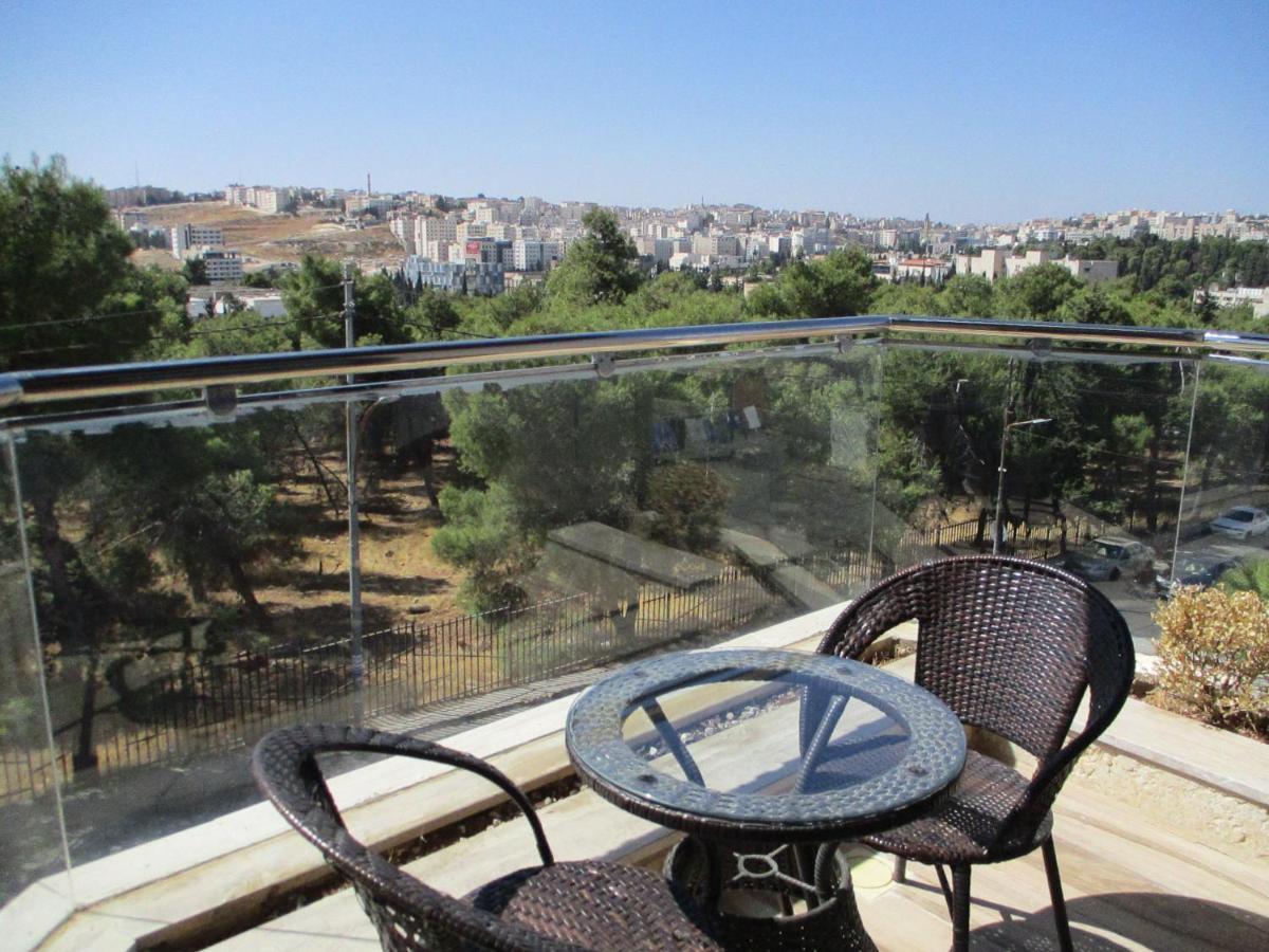 עמאן Alqimah Hotel Apartments מראה חיצוני תמונה