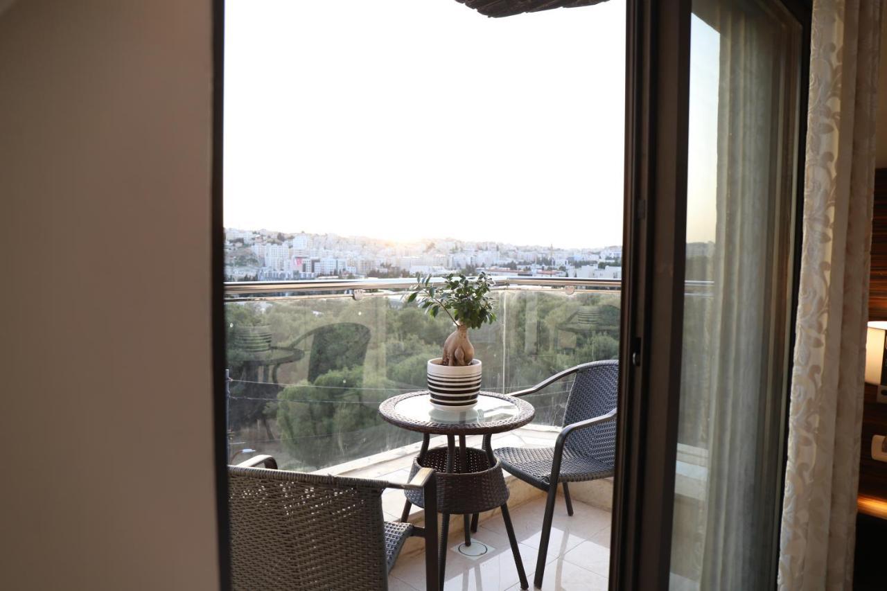 עמאן Alqimah Hotel Apartments מראה חיצוני תמונה