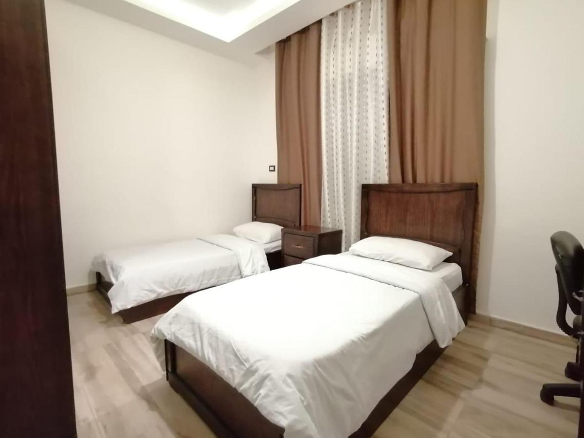 עמאן Alqimah Hotel Apartments מראה חיצוני תמונה