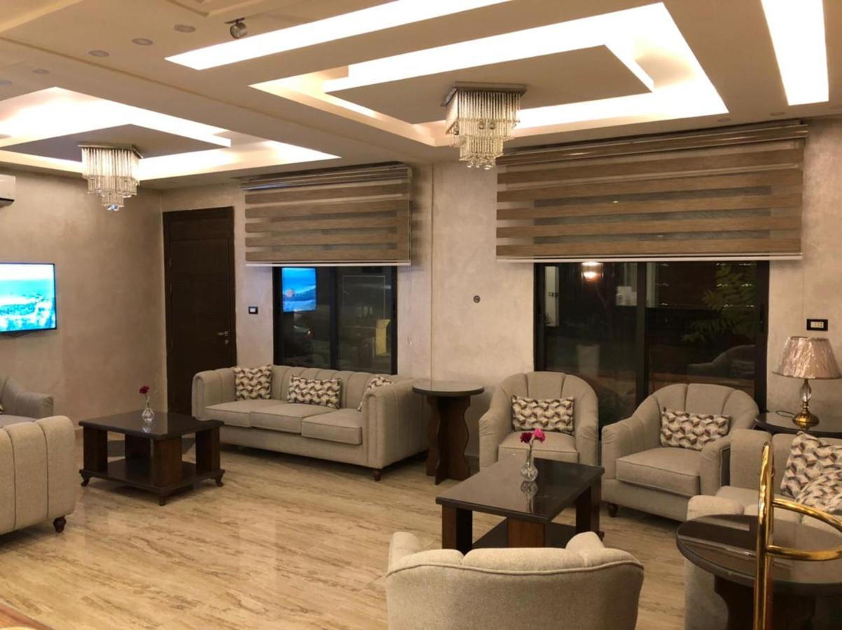 עמאן Alqimah Hotel Apartments מראה חיצוני תמונה
