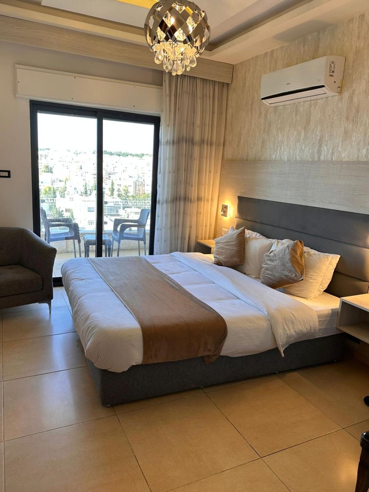 עמאן Alqimah Hotel Apartments מראה חיצוני תמונה