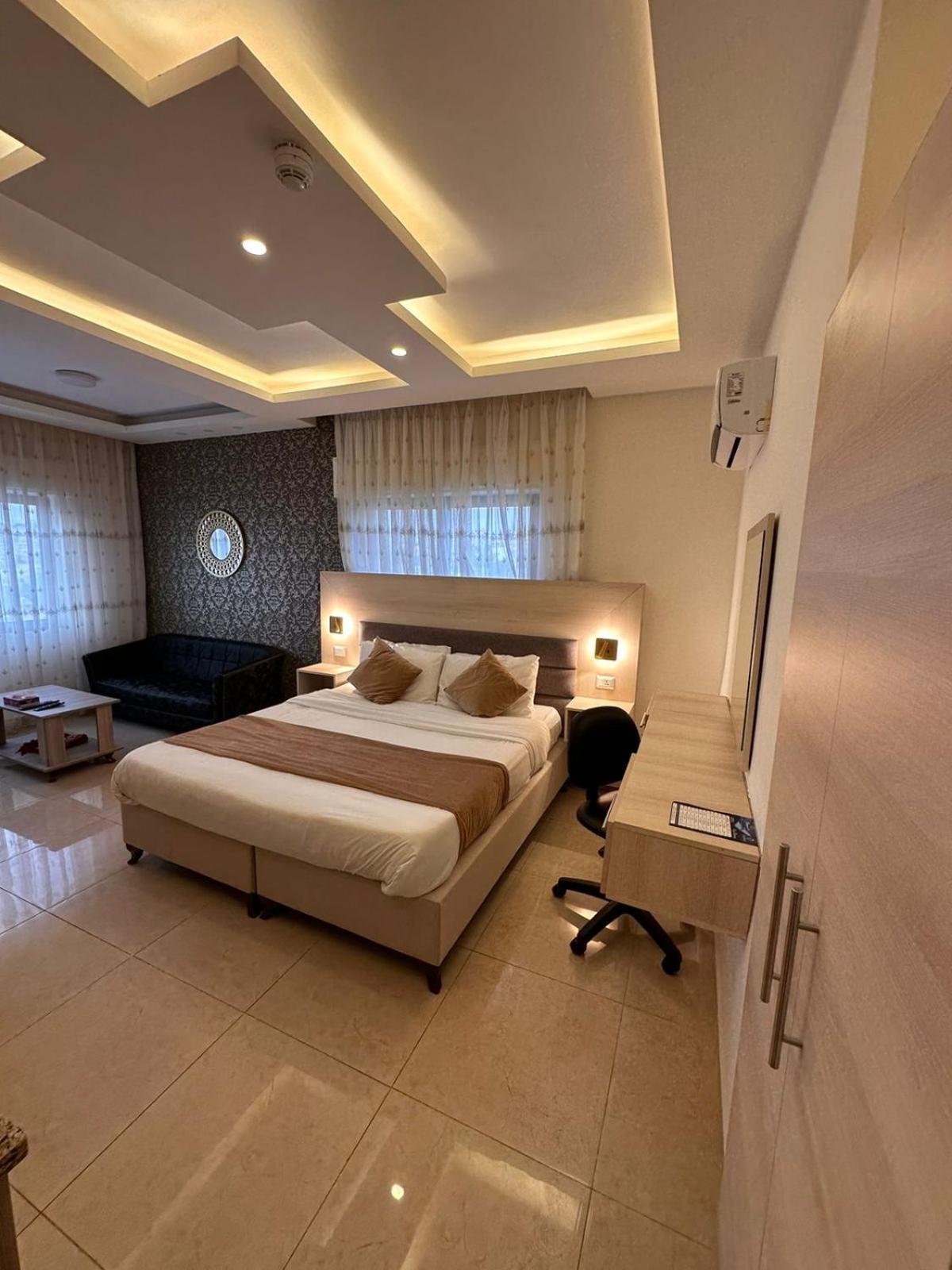 עמאן Alqimah Hotel Apartments מראה חיצוני תמונה